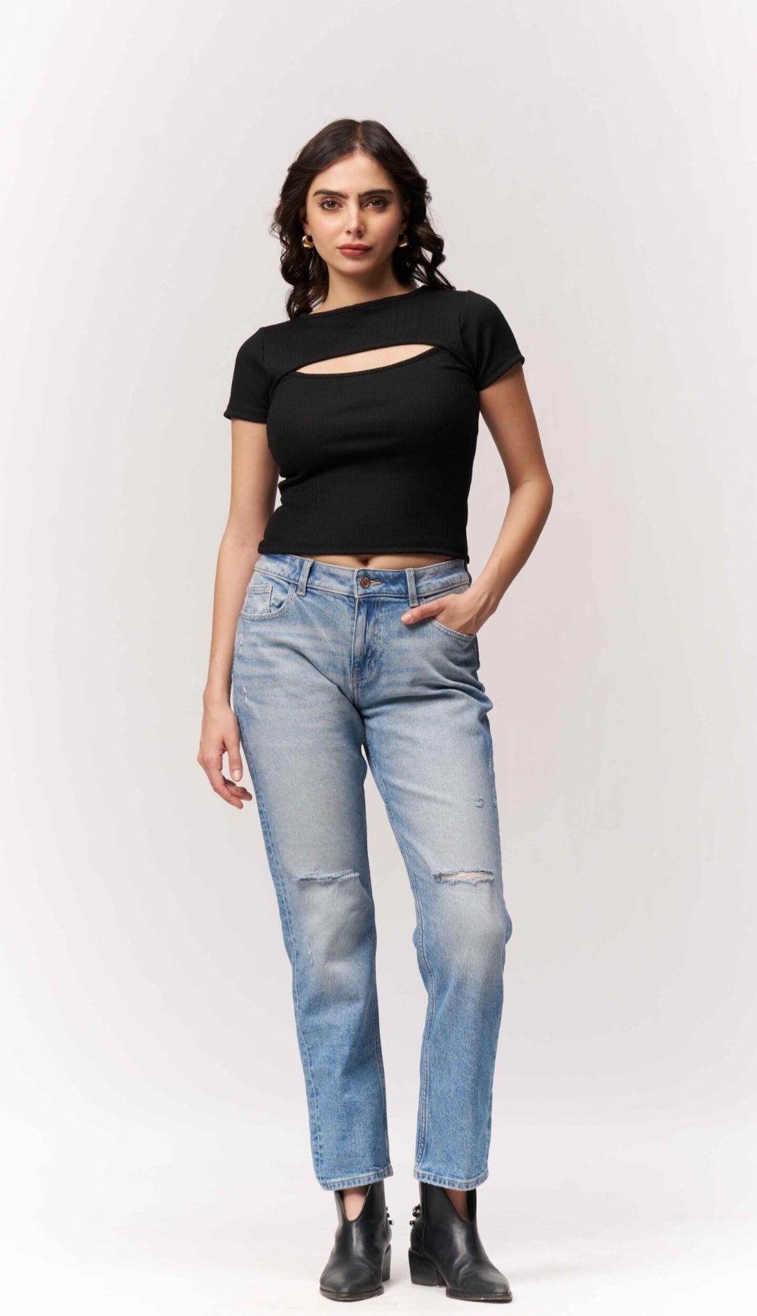 Vlantix Women Black Ribbed Front Cut-Out Crop Top