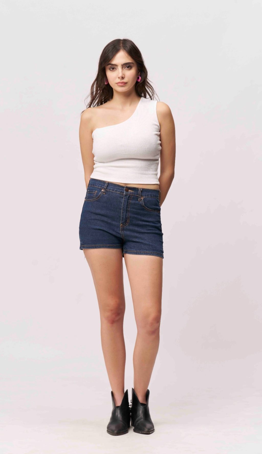 Vlantix Women White Ribbed One-Shoulder Crop Top
