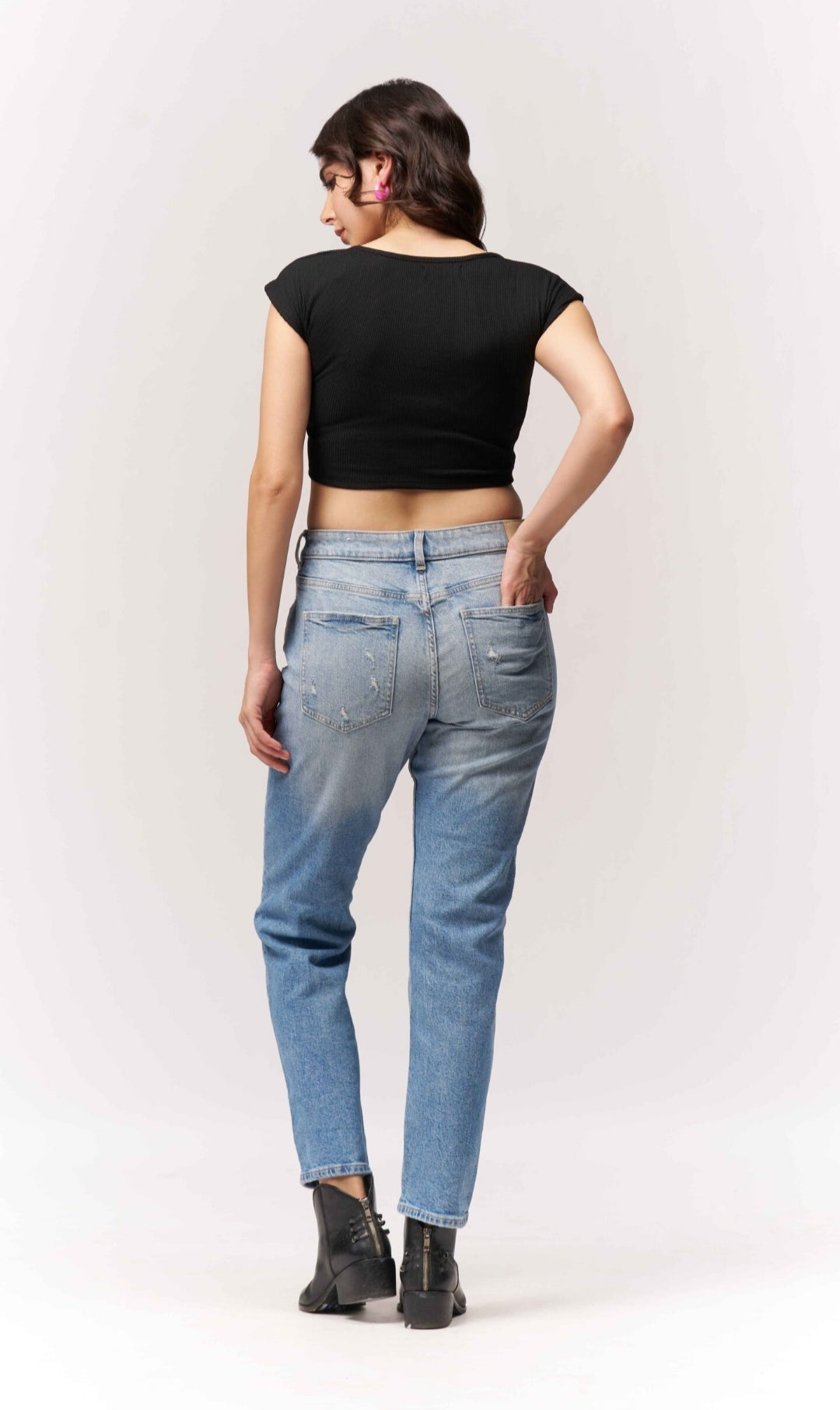 Vlantix Women Black Ribbed Square Neck Corset-Style Crop Top