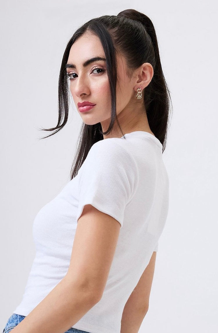 Vlantix Women White Ribbed Slim Fit Crop Top
