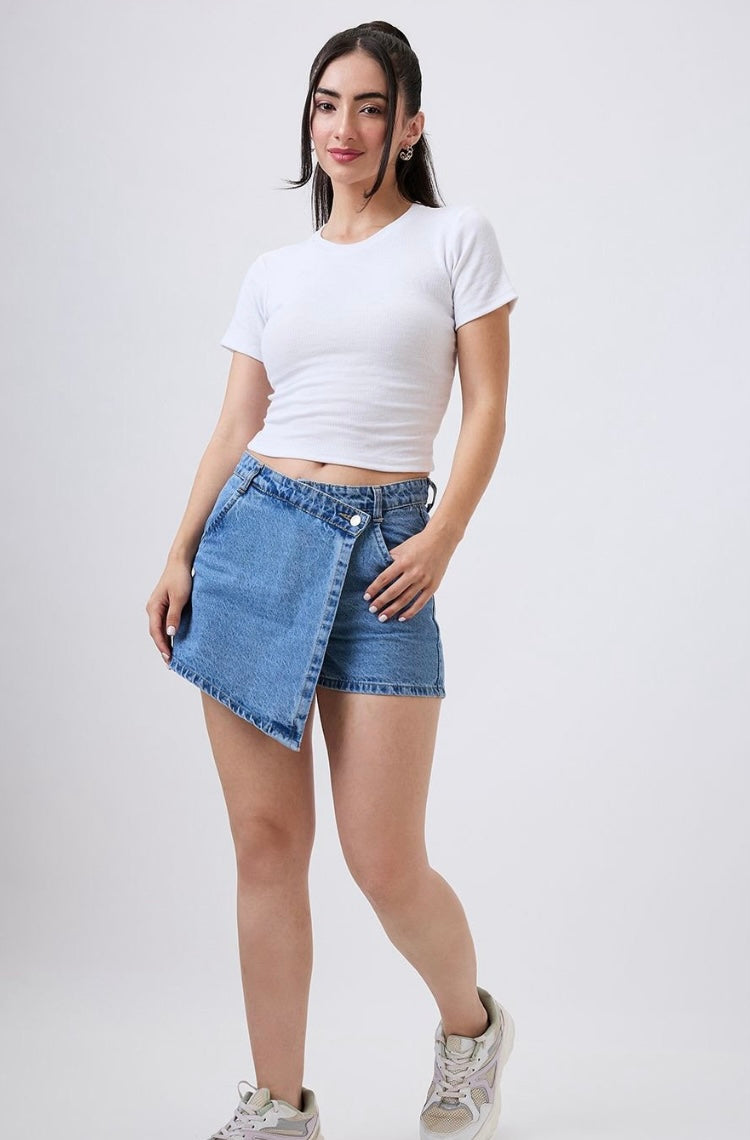 Vlantix Women White Ribbed Slim Fit Crop Top