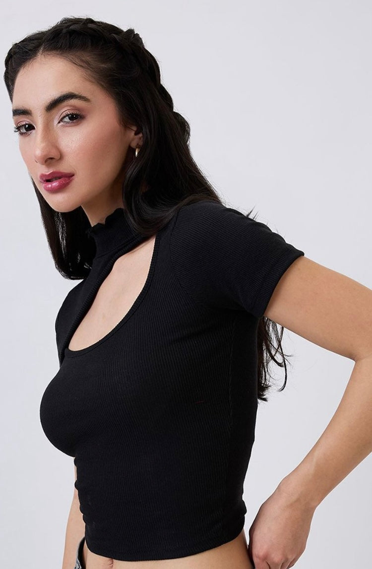 Vlantix Women Black Ribbed Cut-Out Crop Top
