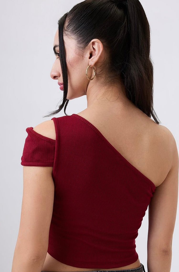 Vlantix Women Maroon Ribbed Asymmetric One-Shoulder Crop Top