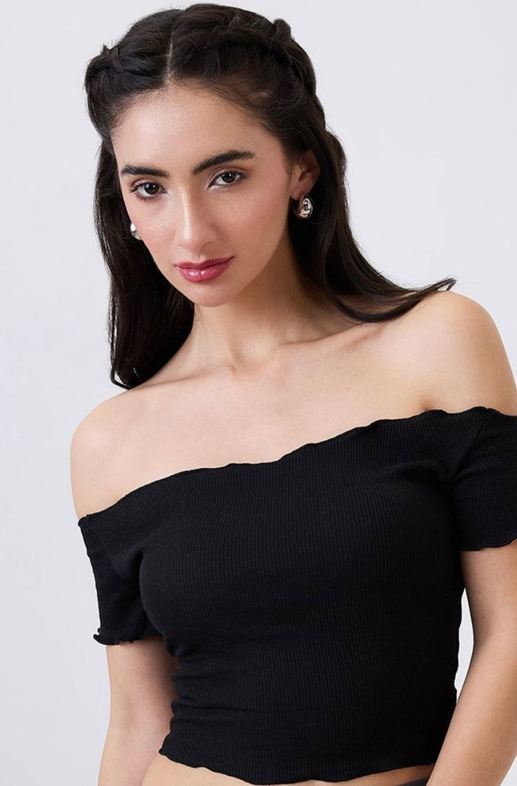 Vlantix Women Black Ribbed Off-Shoulder Lettuce Edge Crop Top