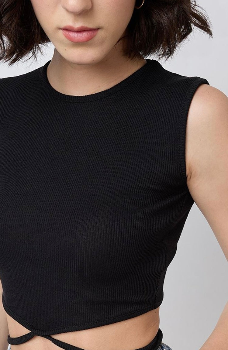 Vlantix Women Black Ribbed Tie-Around Waist Crop Top