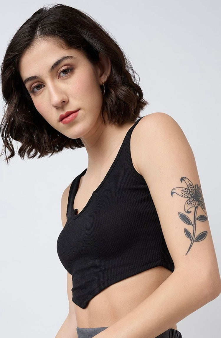 Vlantix Women Black Ribbed Notched Pointed Hem Crop Top
